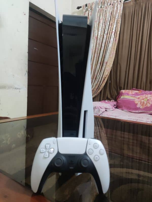 PS5 10/10 condition model 1200 fat 5