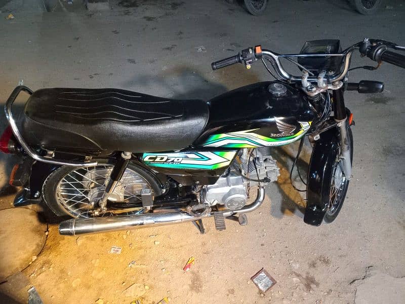 Honda CD 70 2023 karachi no 3