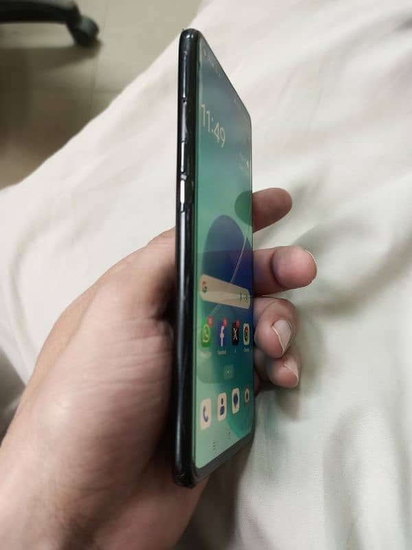 Oppo Reno 6 8+4/128 3