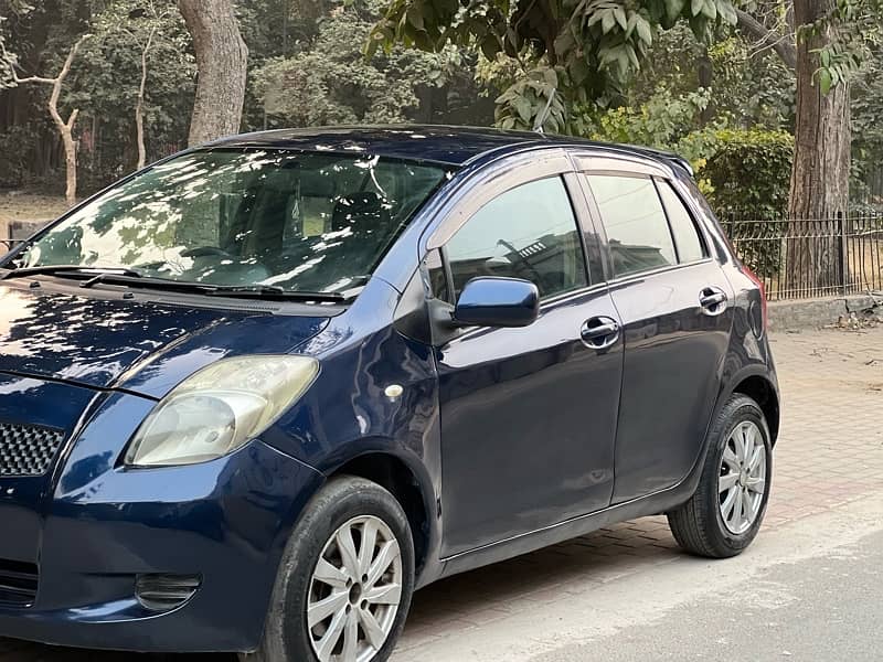 Toyota Vitz 2006/2009 4