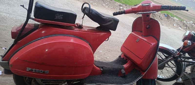 vespa 1982 model red color 150cc 1