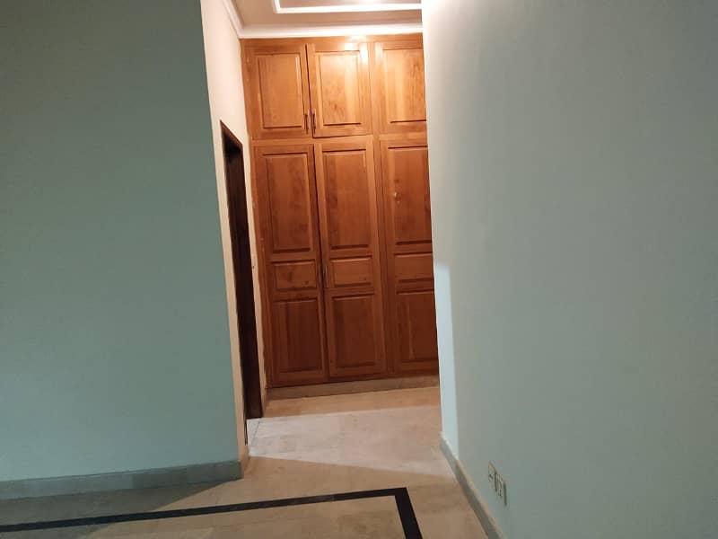 1 Kanal Lower Lock Upper Portion Is Available For Rent In Dha Phase 5 3