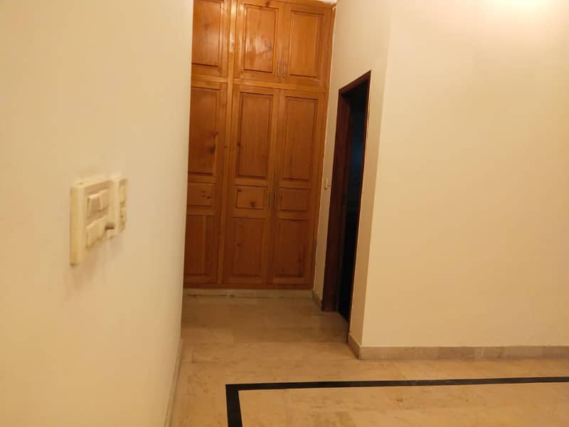 1 Kanal Lower Lock Upper Portion Is Available For Rent In Dha Phase 5 8