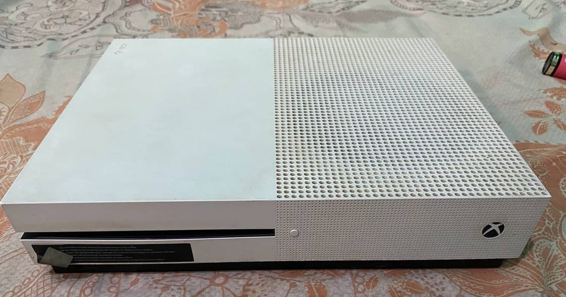 XBOX ONE S 500GB 0