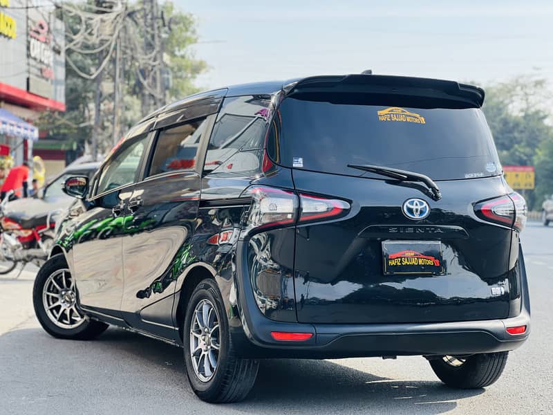 Toyota Sienta (Hybrid) G Package  2015 2