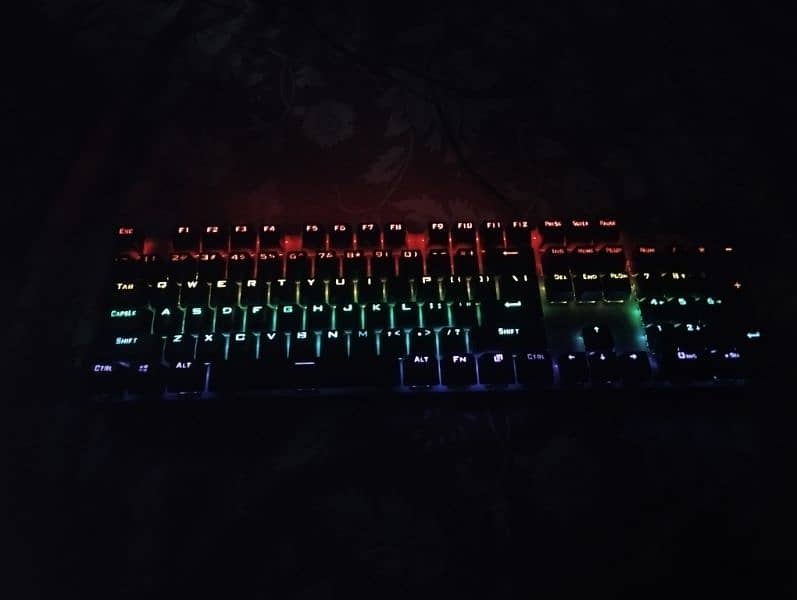 gaming keyboard read description 0