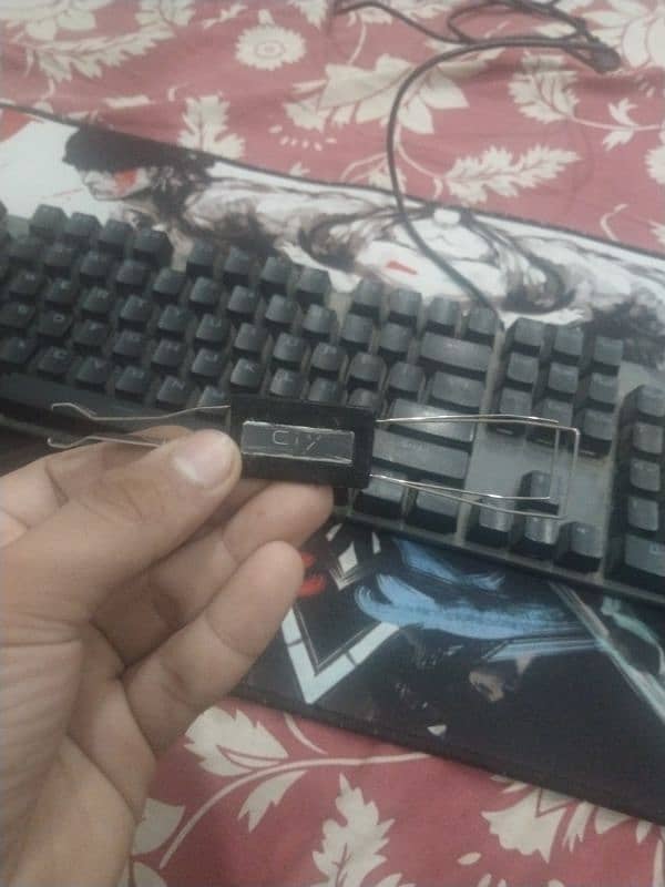 gaming keyboard read description 16