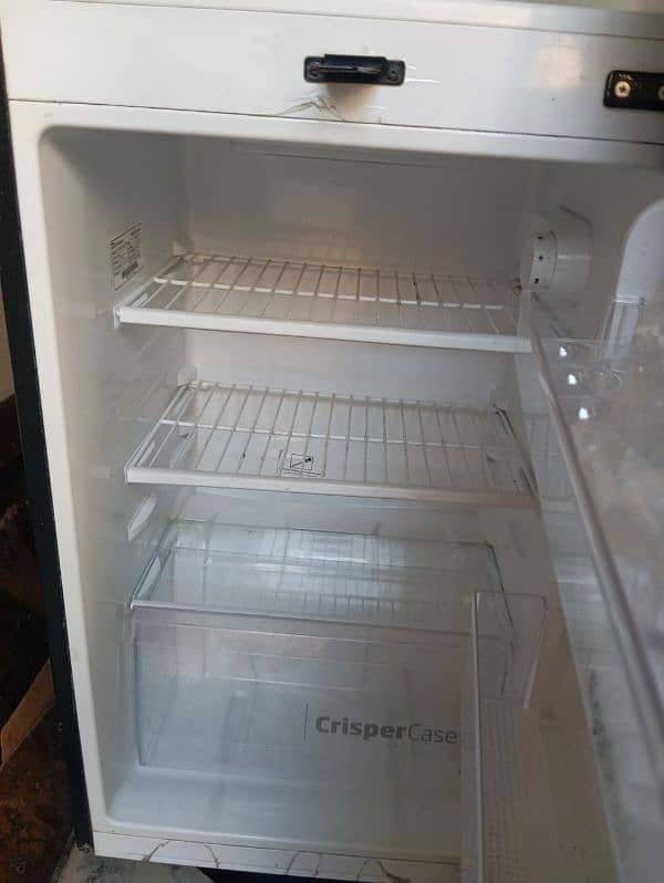 Dawlance midiyan size refrigerator fridge for sale 1