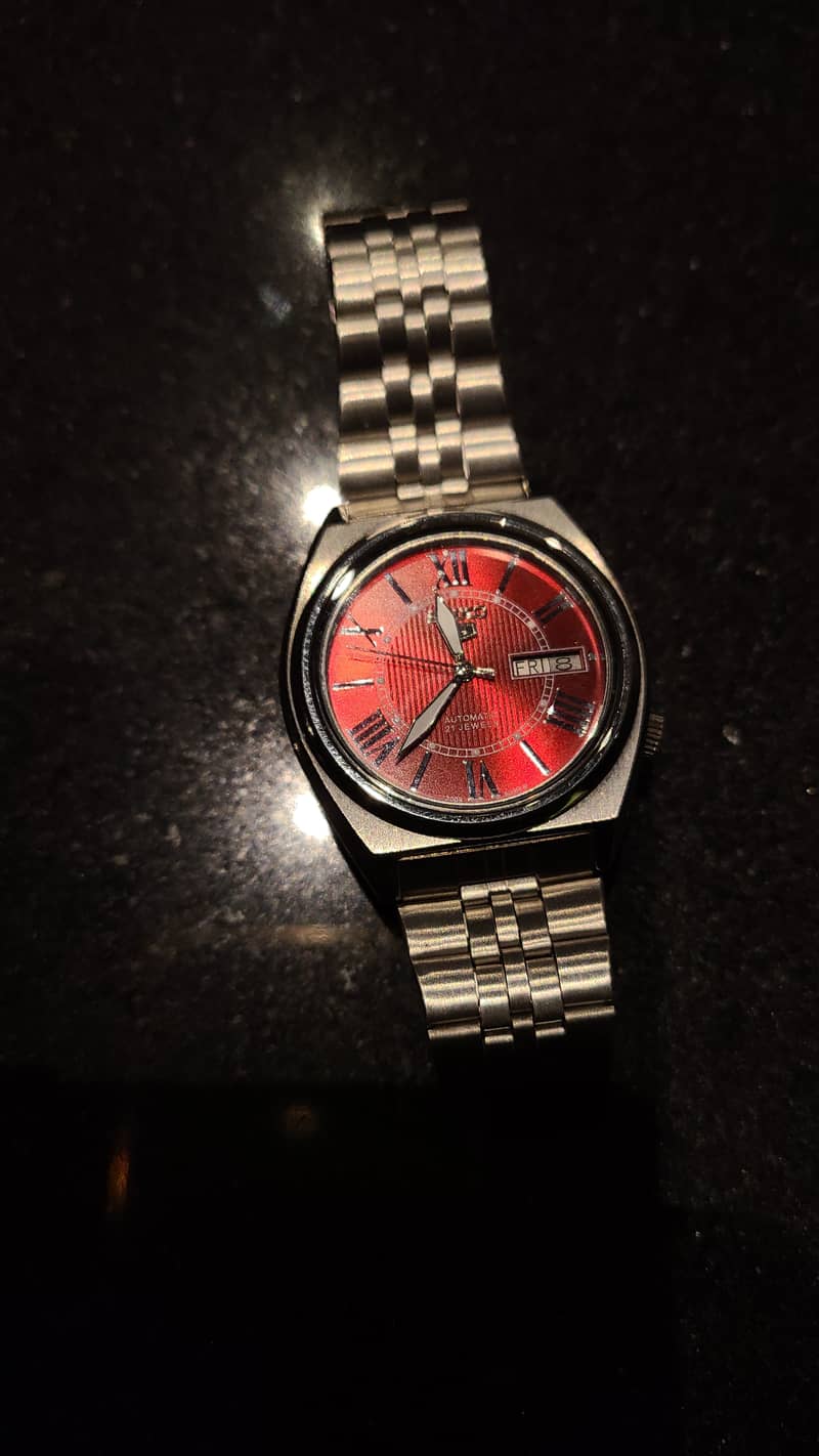 Red Seiko 5 7006S 1