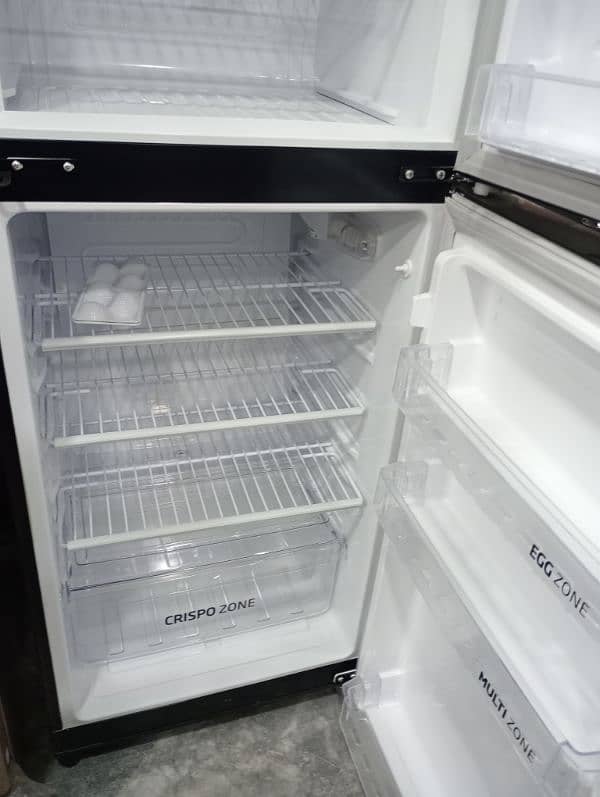 Only 1 day use new fridge 2