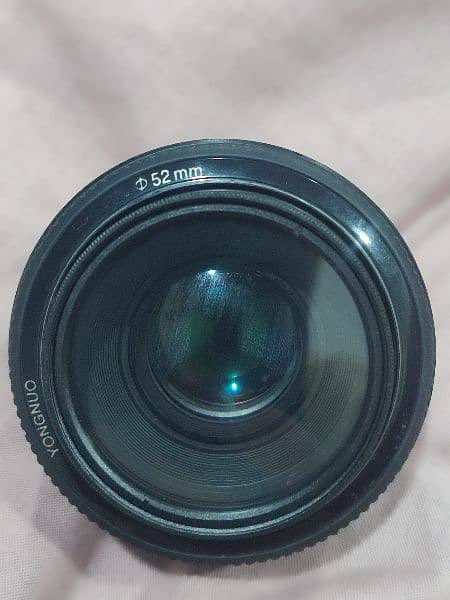 yognou 50mm 1.8 canon mount lens 1