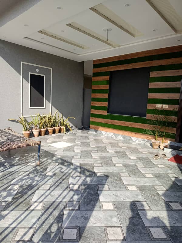 8 Marla Brand New Elegant House Facing Park For Sale At Prime Location In Bahria orchard 4