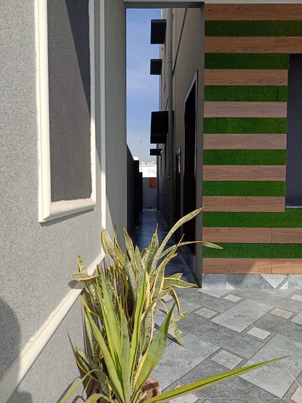 8 Marla Brand New Elegant House Facing Park For Sale At Prime Location In Bahria orchard 7