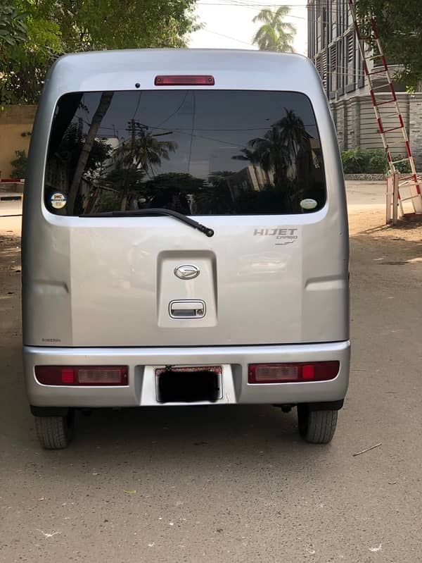 Daihatsu Hijet 2012 4