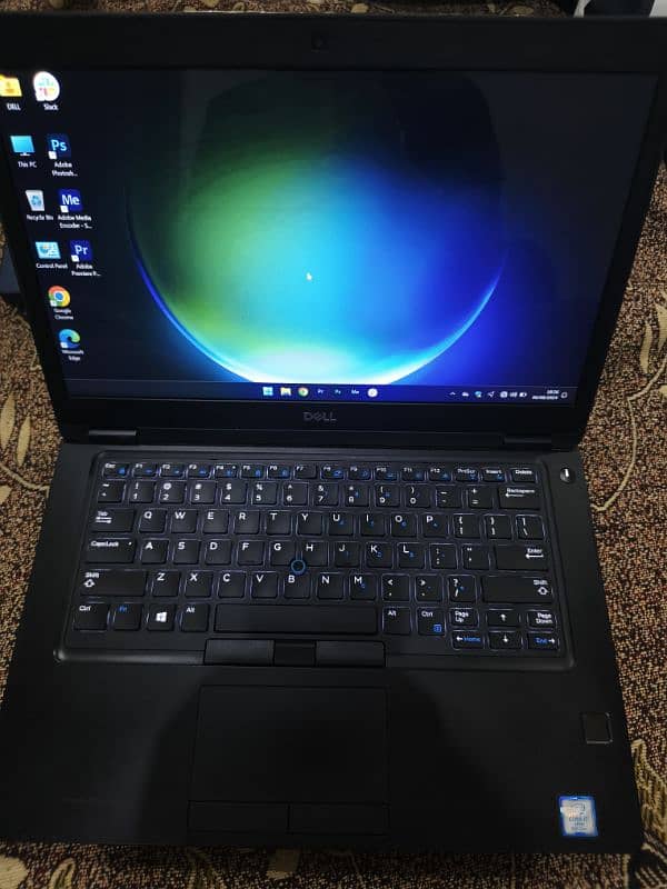 Dell Latitude 5490 – 8 Gen Core i7 | Touchscreen | NVIDIA Graphics 1