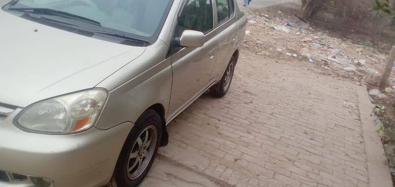 Toyota Platz 2003 7