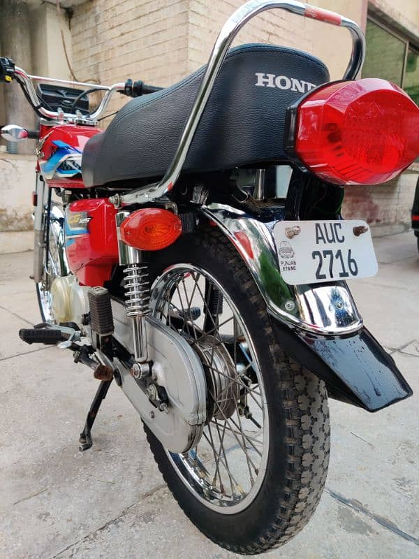 Honda 125 6