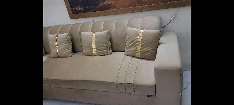 Slightly used L Shaped Sofa 1