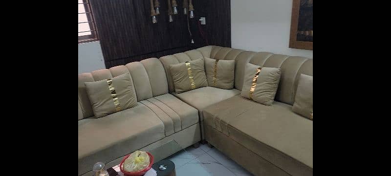 Slightly used L Shaped Sofa 2