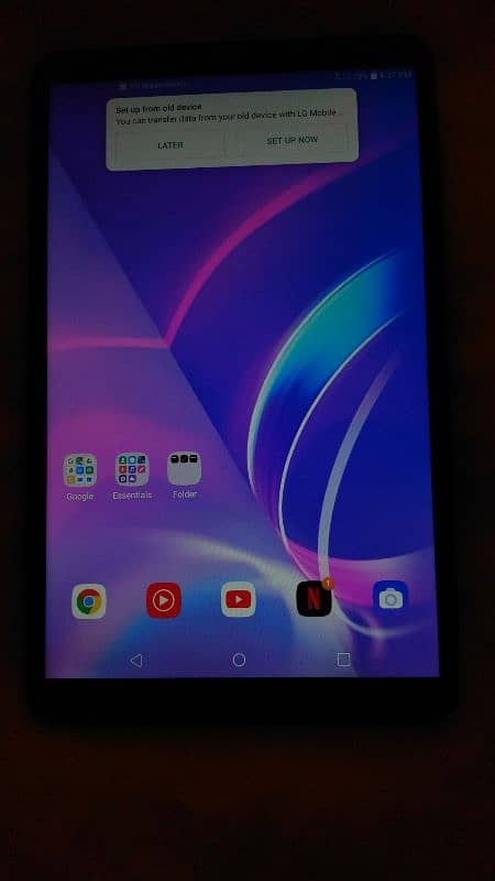 LG G PAD 10.1 FHD IPS DISPLAY with charger 2