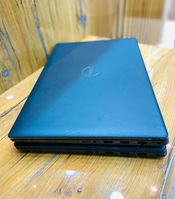 Dell Latitude 3520 i5-11th Gen 16GbRam 256GbSSD Intel Iris Xe Graphics 5