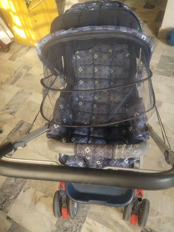 Baby stroller slightly used 2