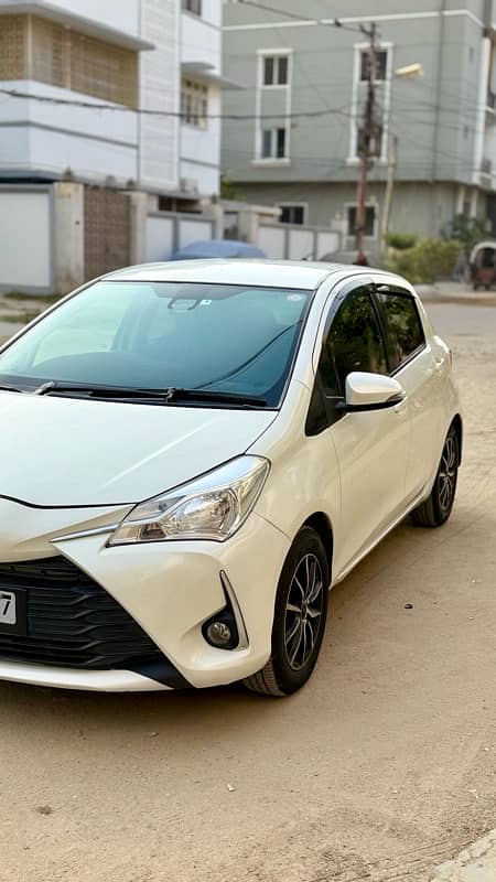 Toyota Vitz 2017 4