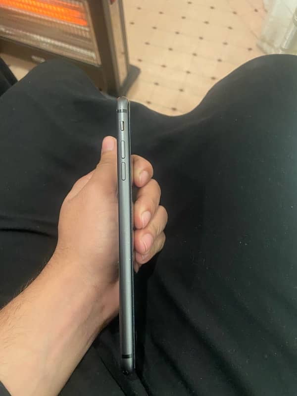 iPhone 8 Plus in best  condition 3