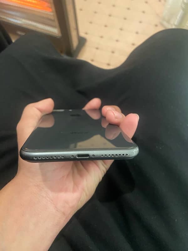 iPhone 8 Plus in best  condition 5