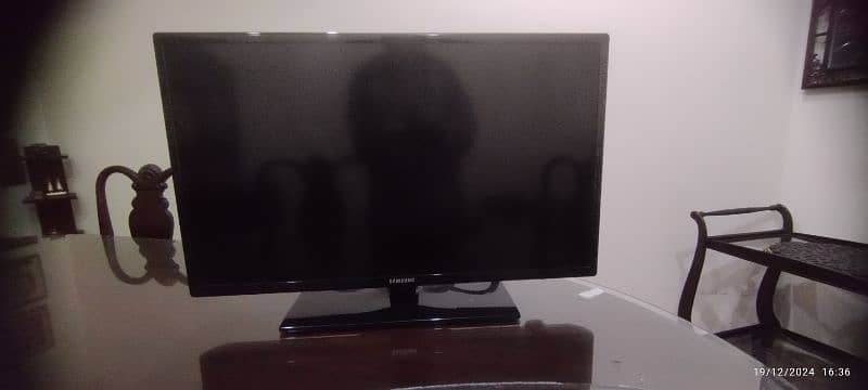 Samsung 32 inch lcd 0