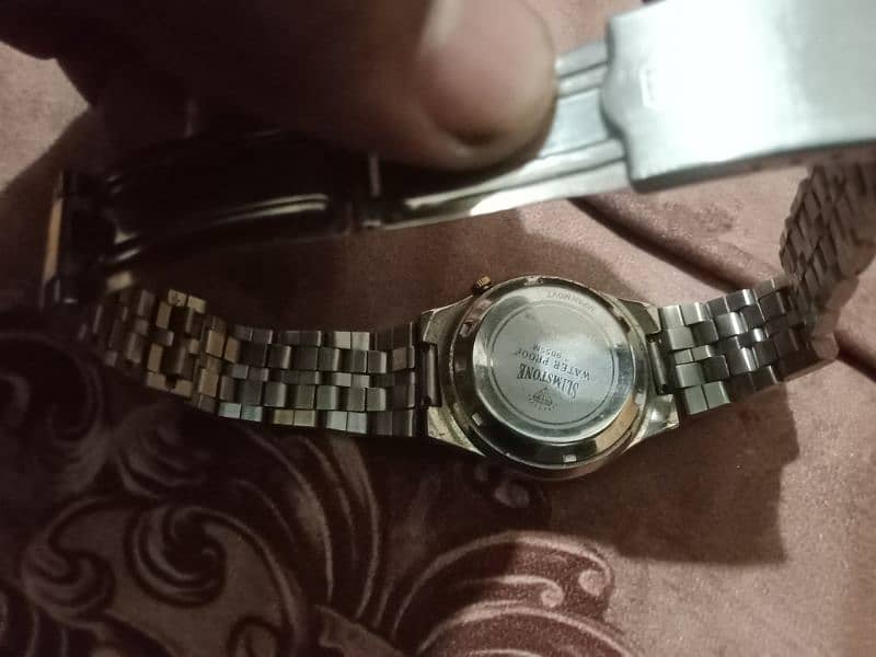 vintage watch 100 percent original 4