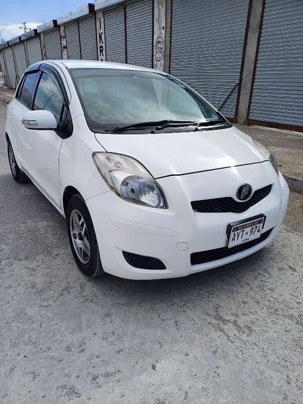 Toyota Vitz 2007 ,registered 2013 1