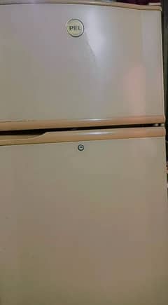 "PEL Refrigerator Medium Size - Slightly Used, Excellent Condition"