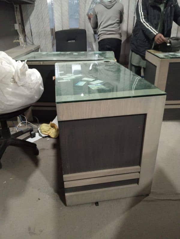 Office table for sale good conditions total 7 table available 1