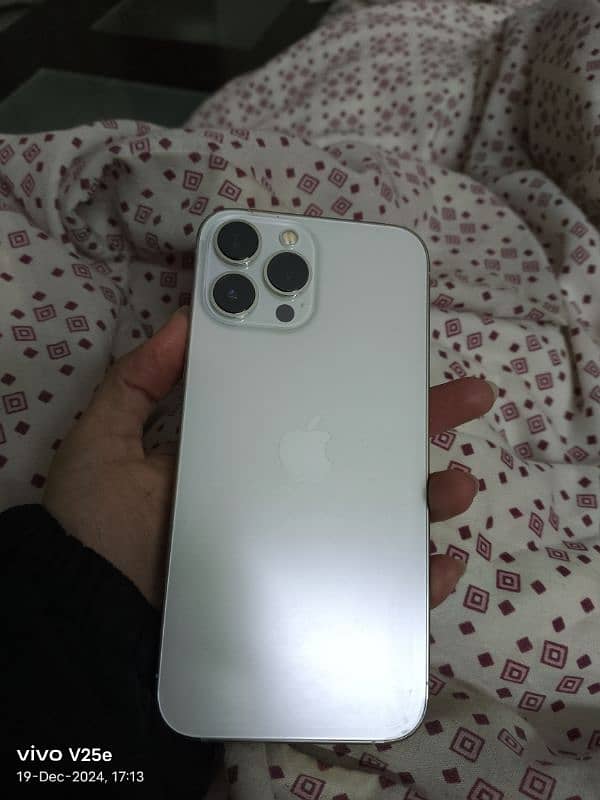 iphone 13 pro max Pta Approved 10/10 condition 1