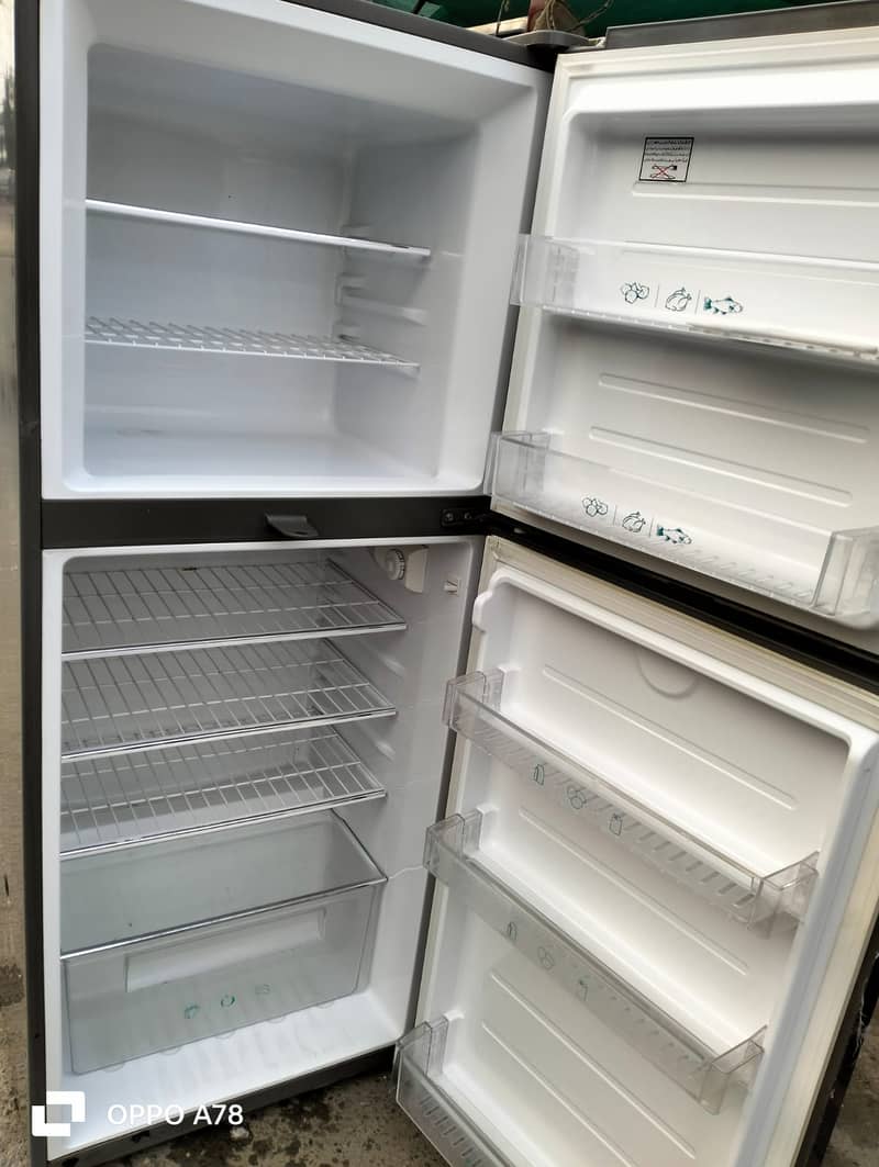 HAier fridge  medium size  (0306=4462/443) superset 8