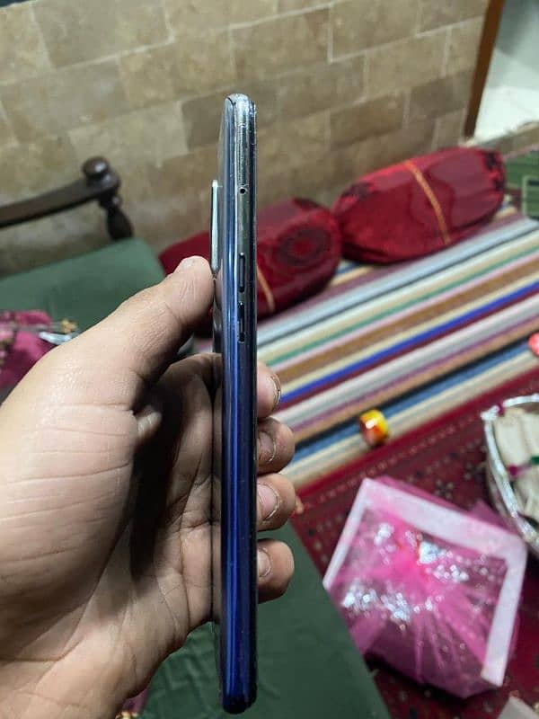 oppo f19 3