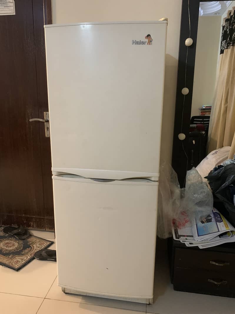 Haier mini fridge/freezer 0