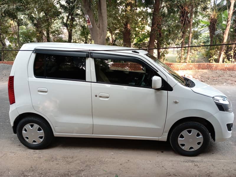 Suzuki Wagon R 2017 4