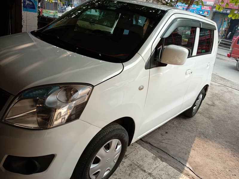 Suzuki Wagon R 2017 14