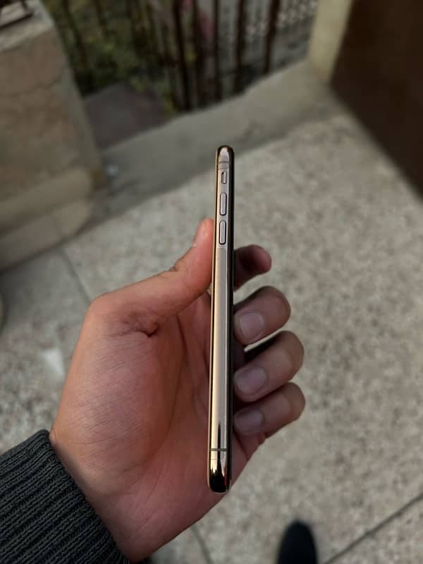 Iphone Xs 256gb PTA approved 4