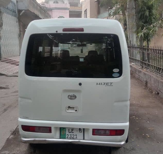 Daihatsu Hijet 2015 1