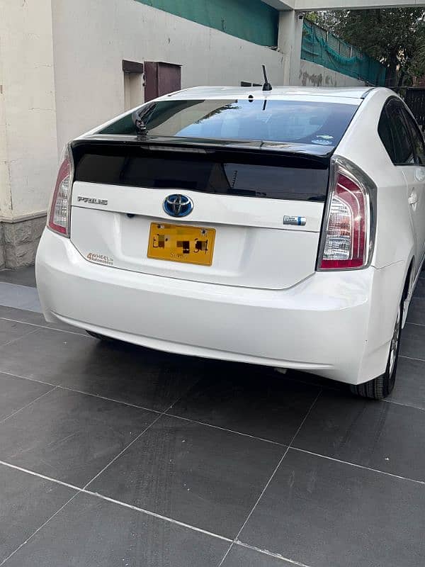 Toyota Prius S LED 3