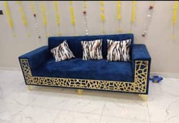 Sofa Combed available