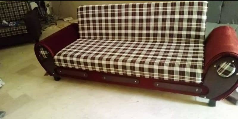 Sofa Combed available 9