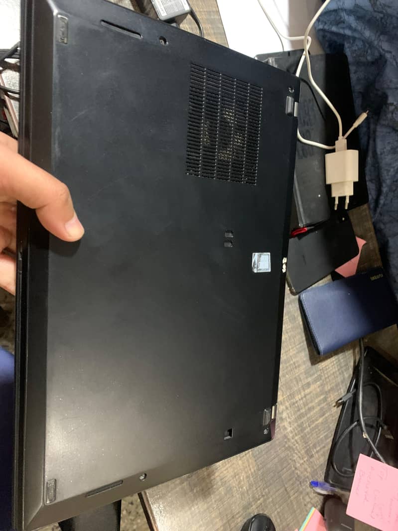 Lenovo T490s i7 8th gen with 16 GB RAM 4