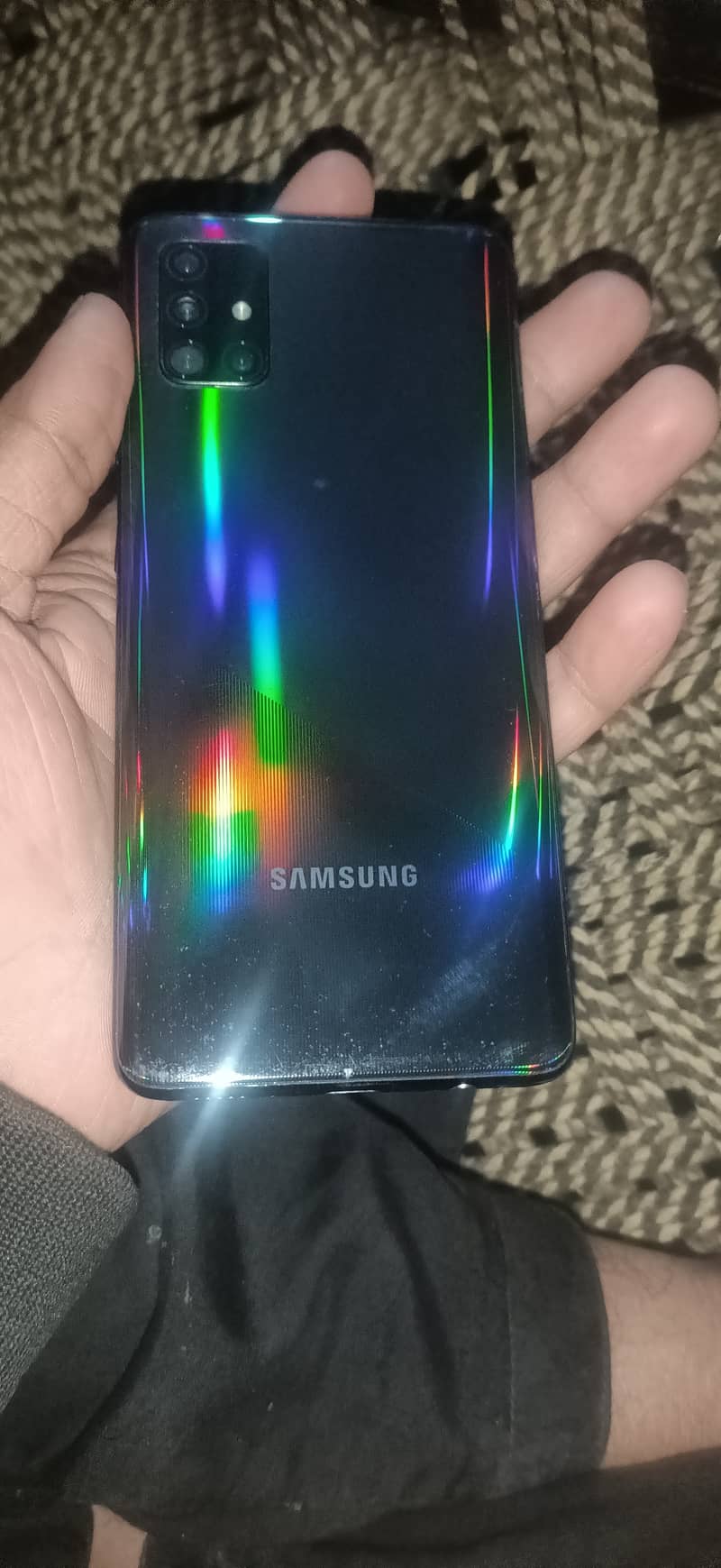 Samsung a51 6/128 with box charger nahi hai 0