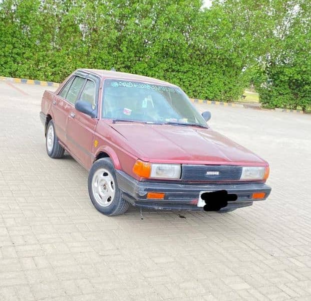 Nissan Sunny 1990 1