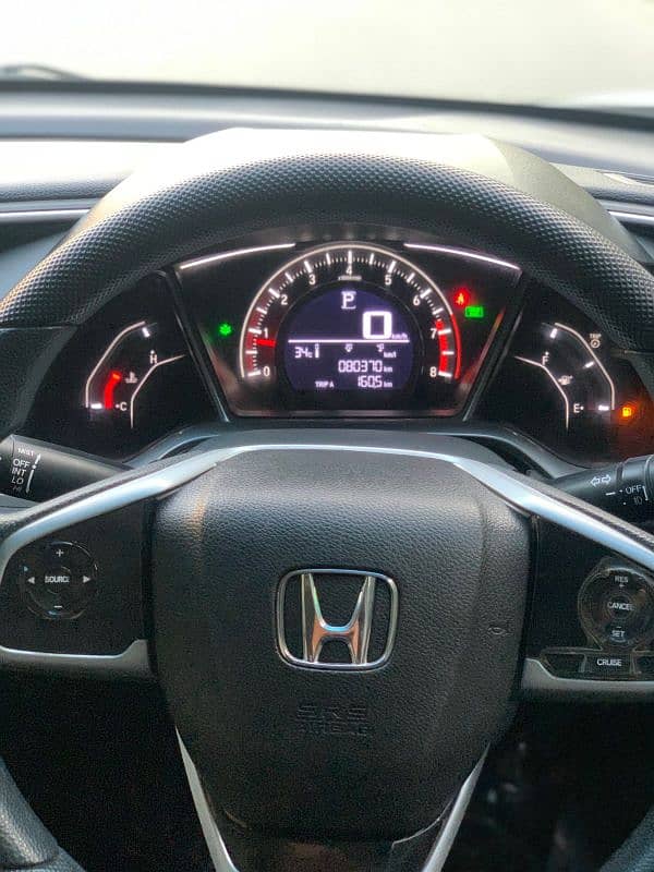 Honda Civic Oriel 2020 7