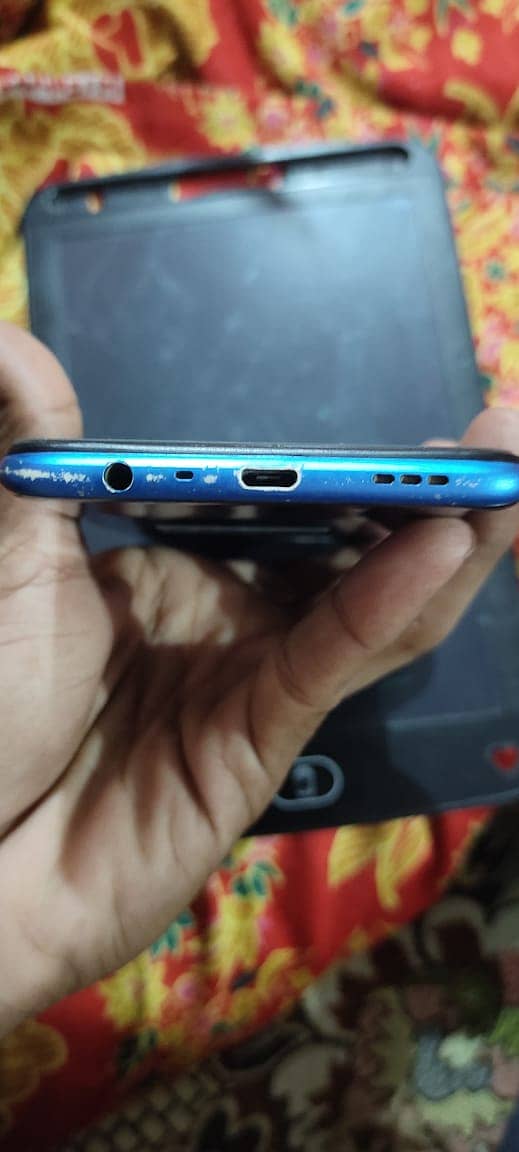 urgent sell VIVO A16E 3